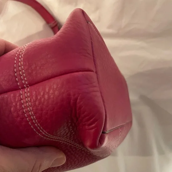 Vintage Fuchsia Hamilton Coach Leather Bag - Picture 10 of 15